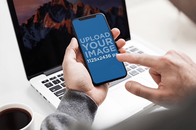 49+ Download Using Iphone Mockup&nbsp;Psd